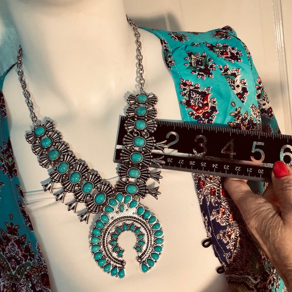 FREE EARRINGS w/ TURQUOISE SQUASH BLOSSOM NECKLACE - Picture 8 of 8